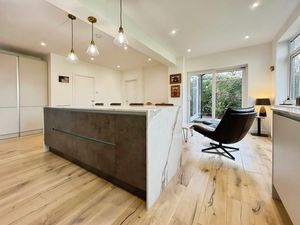 Photo 35- click for photo gallery